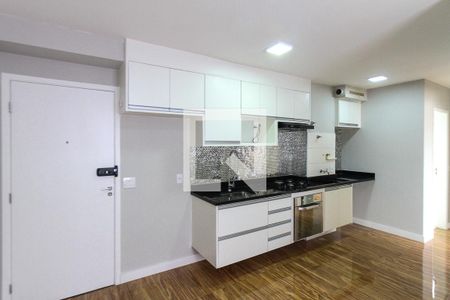 Cozinha de apartamento à venda com 2 quartos, 40m² em Sítio da Figueira, São Paulo