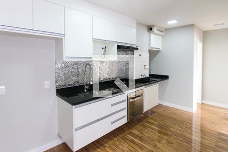 Cozinha de apartamento à venda com 2 quartos, 40m² em Sítio da Figueira, São Paulo