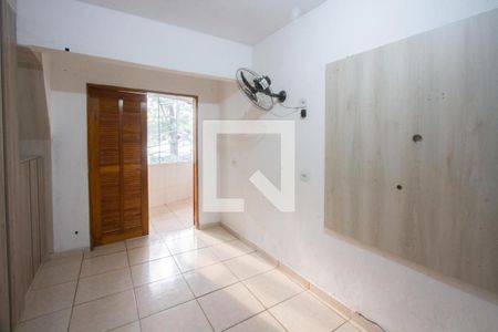 Quarto 2 de casa para alugar com 3 quartos, 150m² em Conjunto Promorar Sao Luis, São Paulo