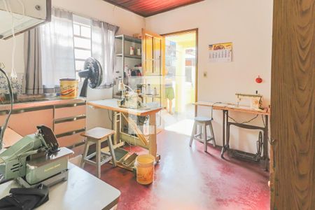 Casa à venda com 146m², 3 quartos e 2 vagas Casa à venda com 146m², 3 quartos e 2 vagasAtelier