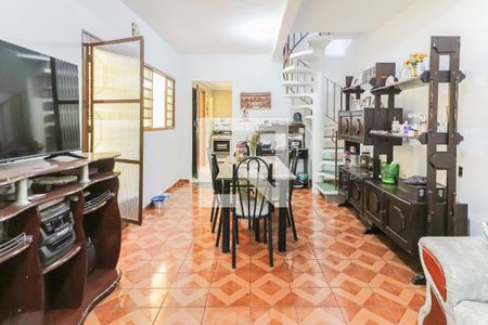 Sala de casa à venda com 3 quartos, 146m² em Cipava, Osasco