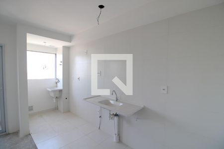 Sala / Cozinha / Área de Serviço de apartamento à venda com 2 quartos, 42m² em Vila Paulicéia, São Paulo