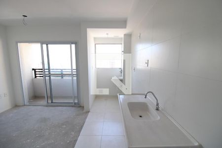 Sala / Cozinha / Área de Serviço de apartamento à venda com 2 quartos, 42m² em Vila Paulicéia, São Paulo