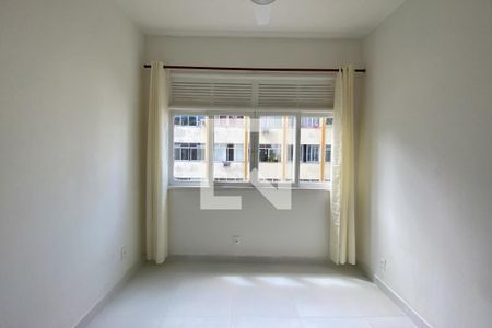 Quarto de kitnet/studio à venda com 1 quarto, 30m² em Centro, Rio de Janeiro