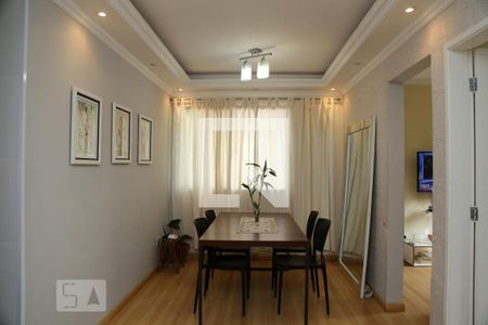 Apartamento para alugar com 3 quartos, 60m² em Parque Pinheiros, Taboão da Serra