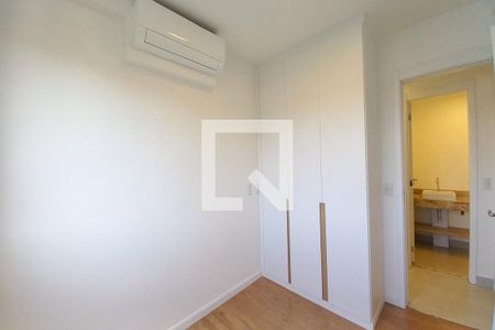 Quarto 1 - Suíte  de apartamento à venda com 2 quartos, 73m² em Jardim Itamarati, Campinas