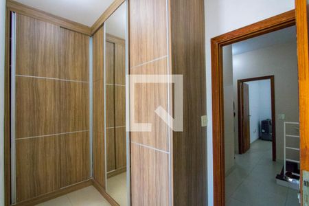 Quarto 1 - Suíte de casa à venda com 3 quartos, 198m² em Jardim Ocara, Santo André