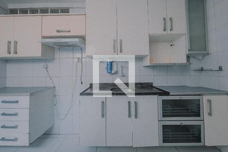 Apartamento para alugar com 100m², 2 quartos e 1 vaga Apartamento para alugar com 100m², 2 quartos e 1 vagaCozinha