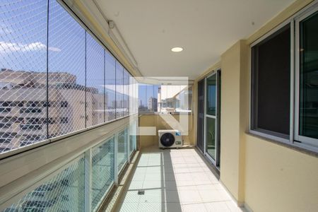 Varanda de apartamento para alugar com 3 quartos, 170m² em Recreio dos Bandeirantes, Rio de Janeiro