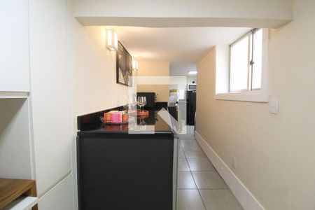 Cozinha de apartamento à venda com 1 quarto, 70m² em Copacabana, Rio de Janeiro