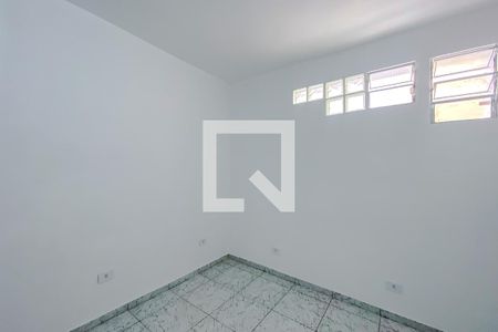 Sala de casa para alugar com 1 quarto, 40m² em Parque Sevilha, São Paulo