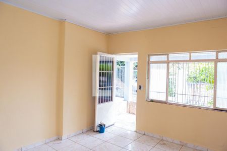 Sala de casa à venda com 2 quartos, 215m² em Jardim Fernandes, São Paulo