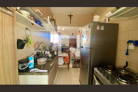 Cozinha de apartamento à venda com 2 quartos, 50m² em Nova Gameleira, Belo Horizonte