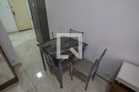 Studio de kitnet/studio para alugar com 1 quarto, 25m² em Centro, Rio de Janeiro