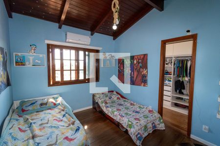Casa à venda com 314m², 3 quartos e 3 vagas Casa à venda com 314m², 3 quartos e 3 vagasQuarto 1
