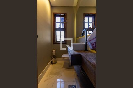 Casa à venda com 314m², 3 quartos e 3 vagas Casa à venda com 314m², 3 quartos e 3 vagasLavabo