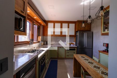 Casa à venda com 314m², 3 quartos e 3 vagas Casa à venda com 314m², 3 quartos e 3 vagasCozinha