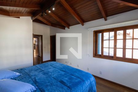 Casa à venda com 314m², 3 quartos e 3 vagas Casa à venda com 314m², 3 quartos e 3 vagasSuíte