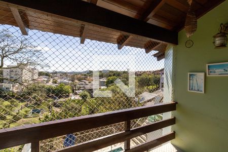 Casa à venda com 314m², 3 quartos e 3 vagas Casa à venda com 314m², 3 quartos e 3 vagasSacada