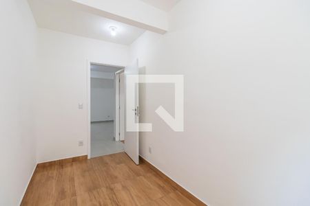 Quarto de apartamento para alugar com 2 quartos, 54m² em Parque Santa Luzia, Barueri