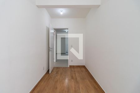 Quarto 1 de apartamento para alugar com 2 quartos, 54m² em Parque Santa Luzia, Barueri