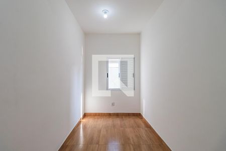 Quarto 1 de apartamento para alugar com 2 quartos, 54m² em Parque Santa Luzia, Barueri