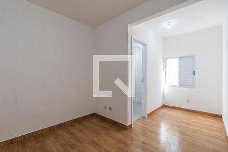 Quarto 2 de apartamento para alugar com 2 quartos, 54m² em Parque Santa Luzia, Barueri