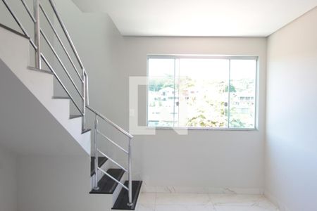 Sala de apartamento à venda com 3 quartos, 125m² em Letícia, Belo Horizonte