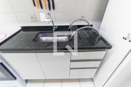 Cozinha e Área de Serviço de apartamento para alugar com 2 quartos, 48m² em Fazendinha, Curitiba