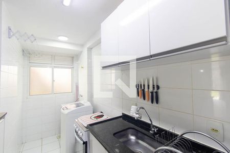 Cozinha e Área de Serviço de apartamento para alugar com 2 quartos, 48m² em Fazendinha, Curitiba