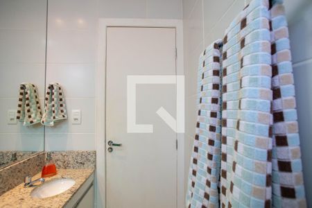 Banheiro da Suíte de apartamento à venda com 3 quartos, 90m² em Sagrada Família, Belo Horizonte