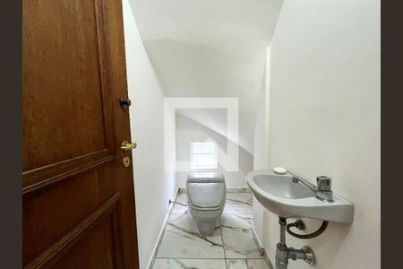 Lavabo de casa para alugar com 2 quartos, 90m² em Parque Jabaquara, São Paulo