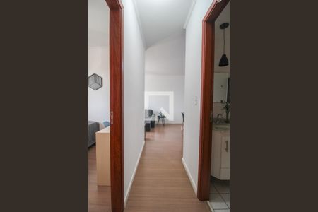 Corredor  de apartamento à venda com 3 quartos, 72m² em Mansões Santo Antônio, Campinas