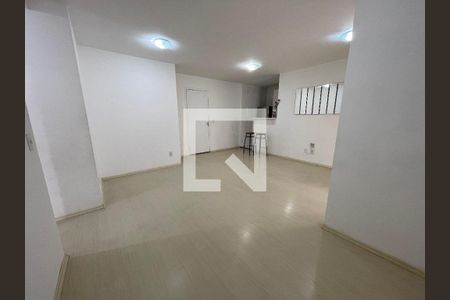 Sala de apartamento à venda com 2 quartos, 77m² em Jardim Arpoador, São Paulo