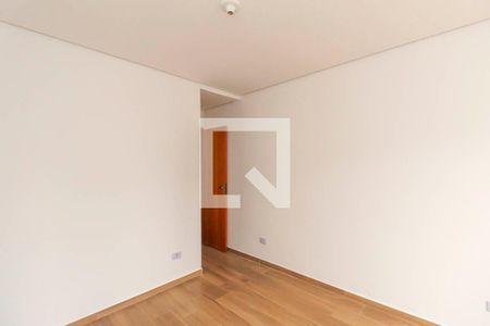 Suite de casa à venda com 3 quartos, 100m² em Jardim Santa Adélia, São Paulo