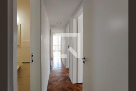 Corredor de apartamento à venda com 4 quartos, 120m² em Tijuca, Rio de Janeiro