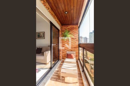 Varanda de apartamento à venda com 1 quarto, 42m² em Vila Nova Conceição, São Paulo