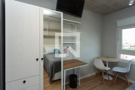 Quarto de apartamento para alugar com 1 quarto, 20m² em Santa Cecília, Porto Alegre