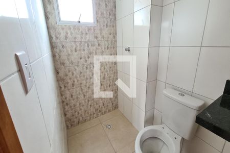 Banheiro de apartamento à venda com 1 quarto, 27m² em Jardim Vila Formosa, São Paulo