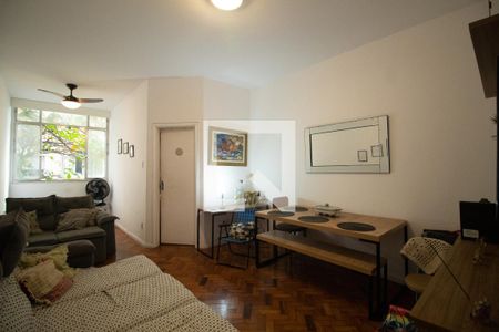 Sala de apartamento à venda com 1 quarto, 52m² em Leme, Rio de Janeiro