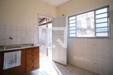 Cozinha  de casa à venda com 7 quartos, 320m² em Cidade Patriarca, São Paulo