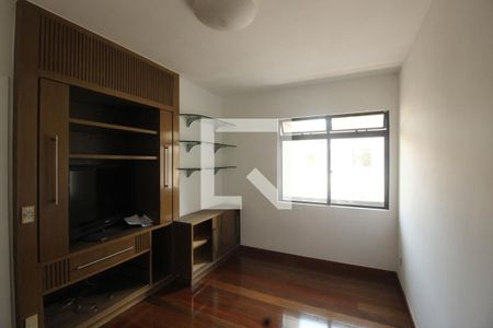 Sala de tv de apartamento à venda com 4 quartos, 190m² em Sion, Belo Horizonte