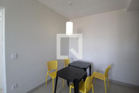 Sala de Jantar de apartamento para alugar com 2 quartos, 50m² em Umuarama, Uberlândia