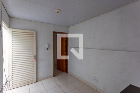 Sala de casa para alugar com 2 quartos, 55m² em Lagoinha, Belo Horizonte