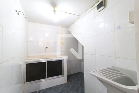 Cozinha e Área de Serviço de kitnet/studio para alugar com 1 quarto, 25m² em Quintino Bocaiúva, Rio de Janeiro