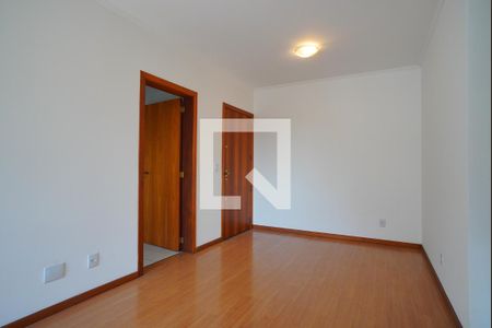 Sala de apartamento para alugar com 2 quartos, 68m² em Passo D’areia, Porto Alegre