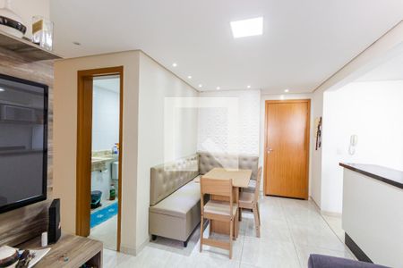 Sala de apartamento para alugar com 2 quartos, 51m² em Utinga, Santo André