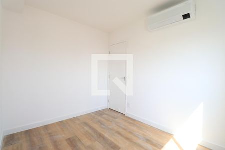 Quarto 1 de apartamento para alugar com 3 quartos, 93m² em Vila Ipojuca, São Paulo