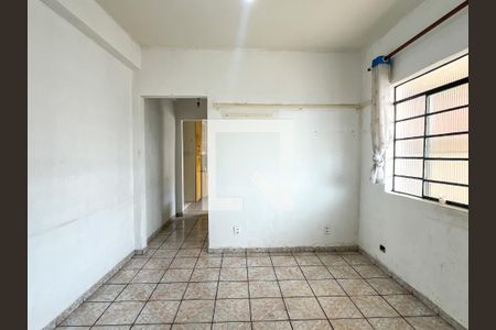 Sala de casa para alugar com 3 quartos, 71m² em Parque Panamericano, São Paulo