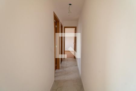 Corredor de apartamento para alugar com 2 quartos, 44m² em Cidade São Mateus, São Paulo